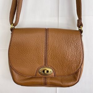 Fossil Leather Carson Flap Turn Lock Crossbody Purse